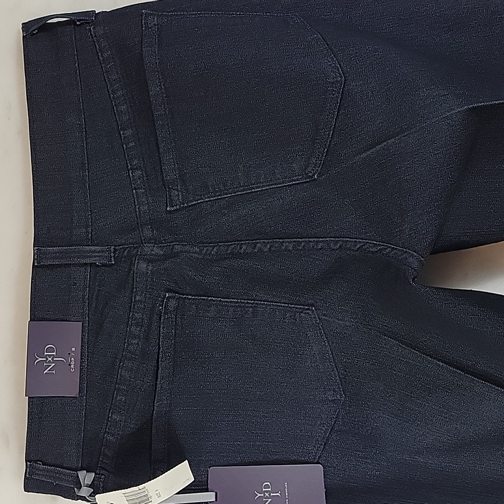 NWT NYDJ Dark Wash Cuffed Jeans - Dark Indigo Size 8 - Picture 7 of 8